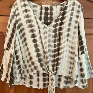 Bohemian Hem & Thread green/white Tie Front Top